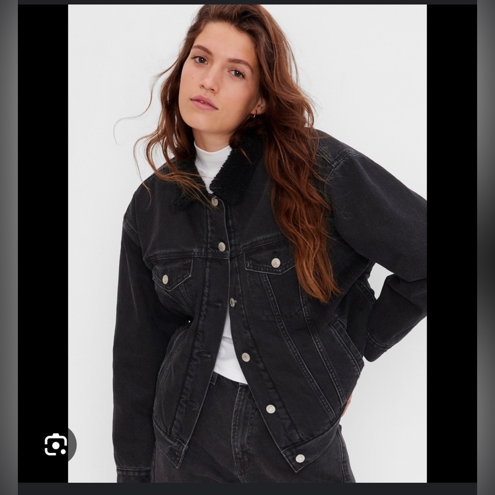 Gap oversized black denim Sherpa jacket size Small - Picture 2 of 11
